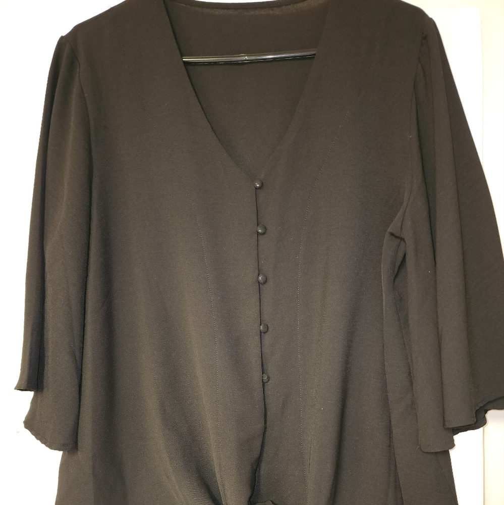Women's Amazon black blouse
